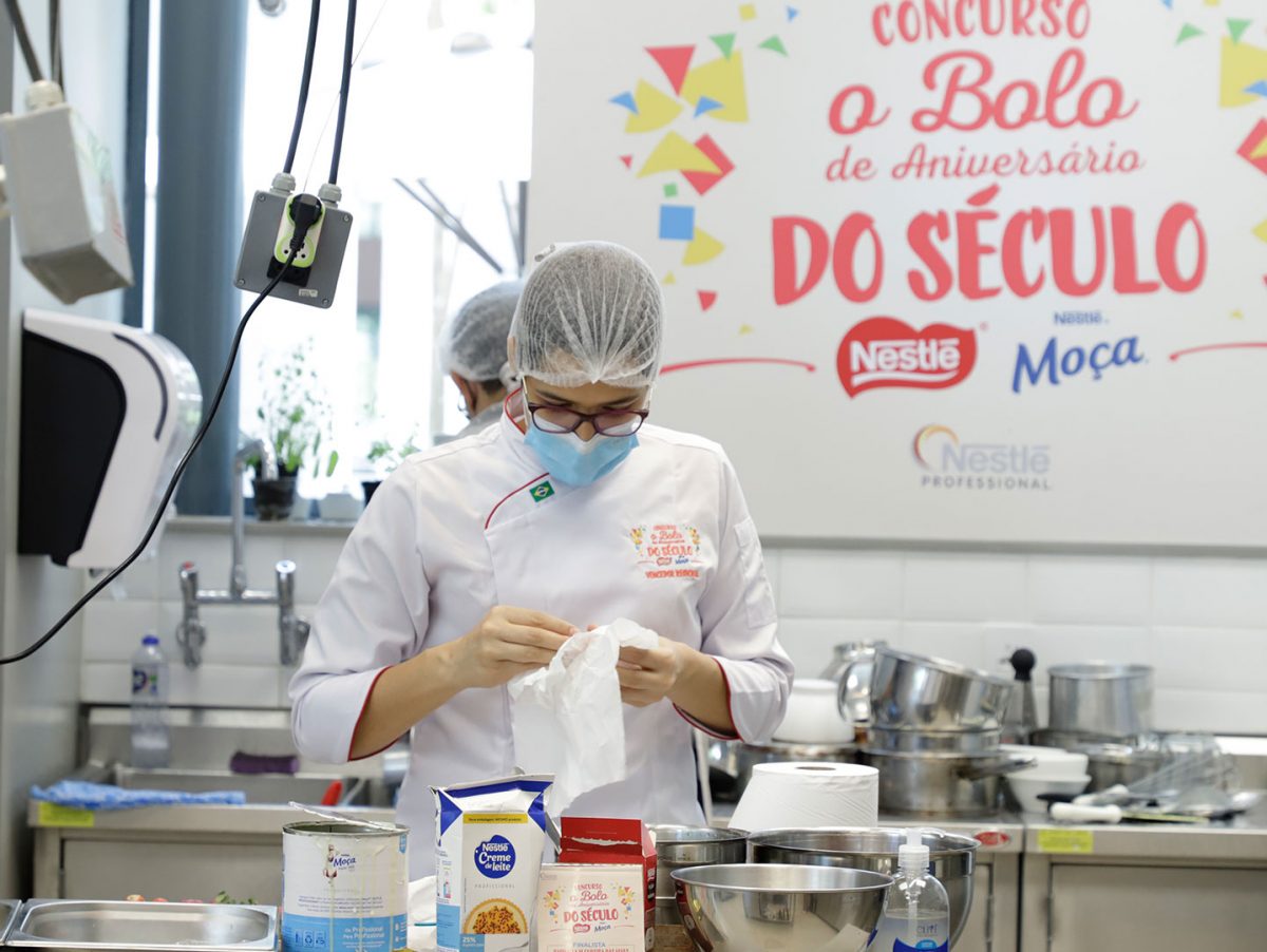 case-o-bolo-do-seculo-leite-moca-nestle